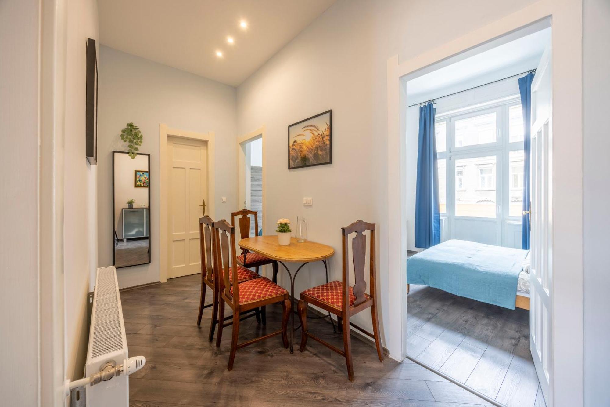Explore Budapest From A Central Cozy Home & Sweet Retreat Buitenkant foto