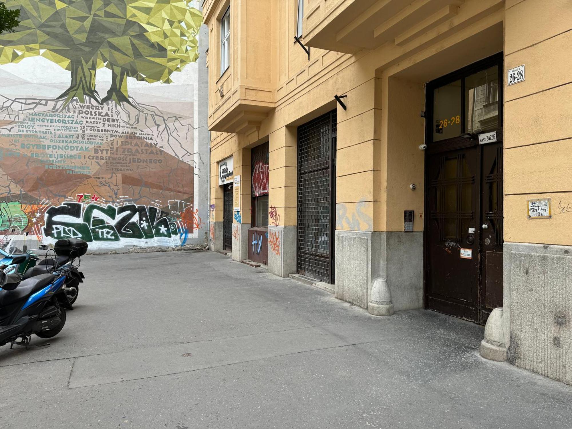 Explore Budapest From A Central Cozy Home & Sweet Retreat Buitenkant foto